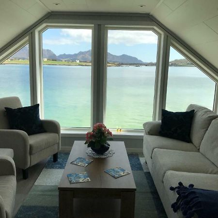 Luxurious Cabin By The Waterfront レクネス エクステリア 写真